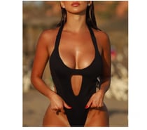 LOLA PARTY GIRL!🍾