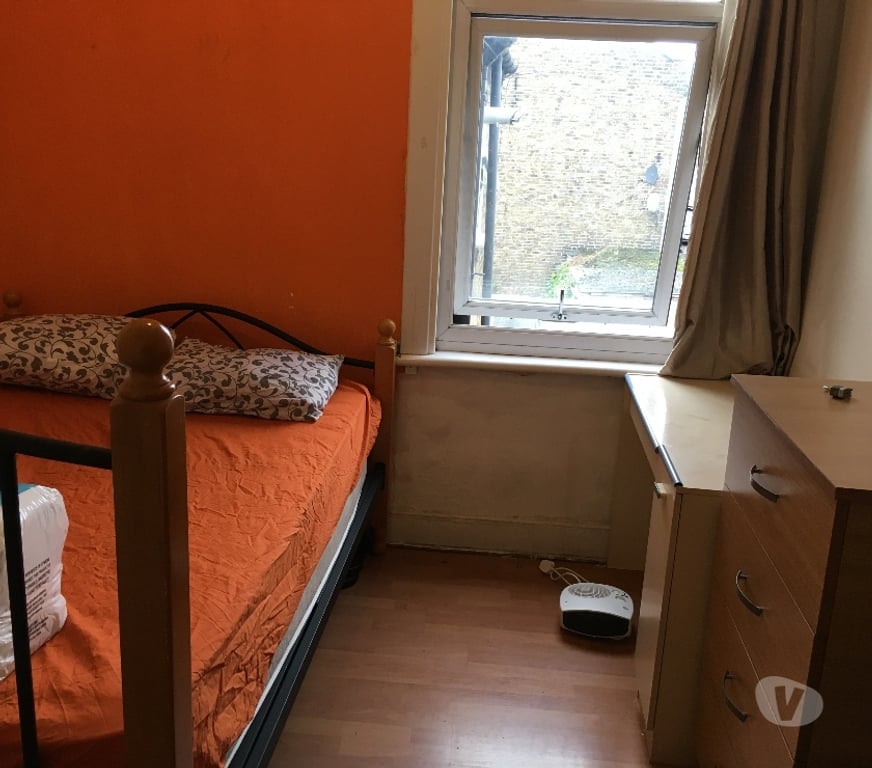 room to let East London Upton Park - East London - Photos for double oom to let inclusive all bills available now E13 9DA