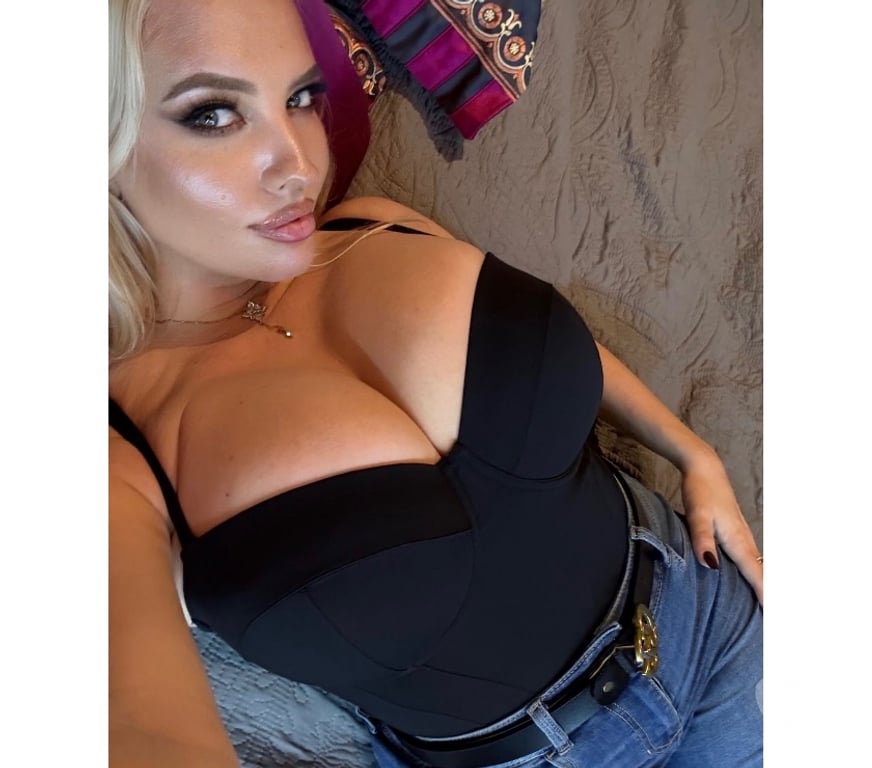 Escorts West Sussex Crawley - Photos for 🎀Stop here🎀the best bj in town🎀party girl🎀