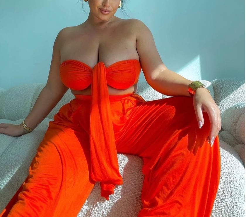  Escorts London Gatwick Airport Crawley - Photos for 💯 seductive ❌busty blonde✅ let’s have fun💥