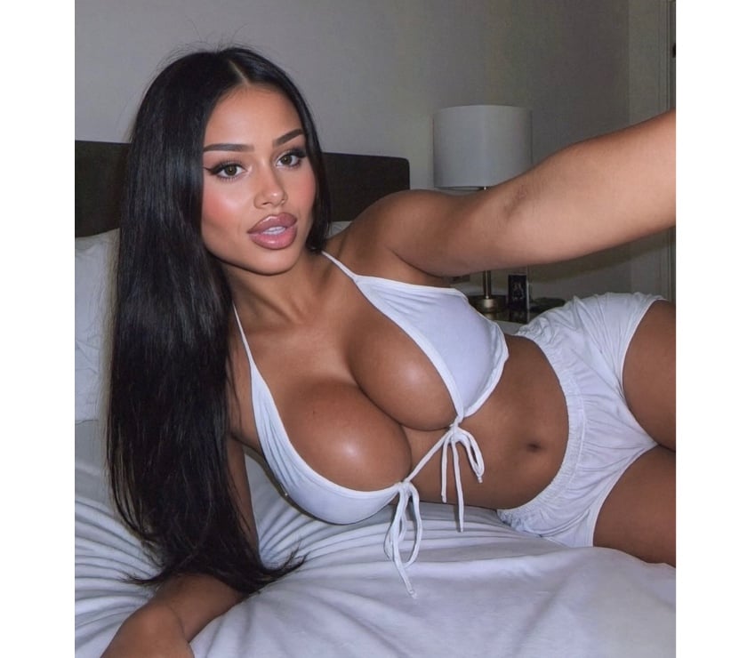 Escorts and Massages Aldgate East East London - Photos for SEXY EMMA🔥YOUR DREAM GIRL New in ALDGATE🔥FULL SERVICE