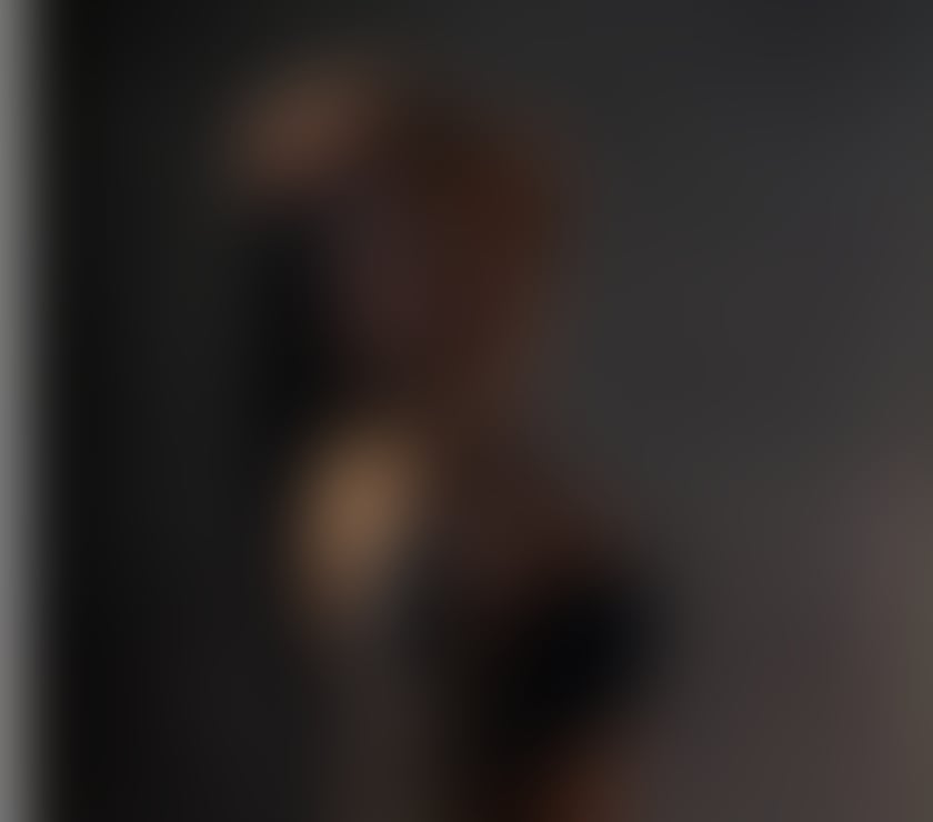 Escorts West Sussex Crawley - Photos for Luxury Escort Bella OUTCALL ONLY