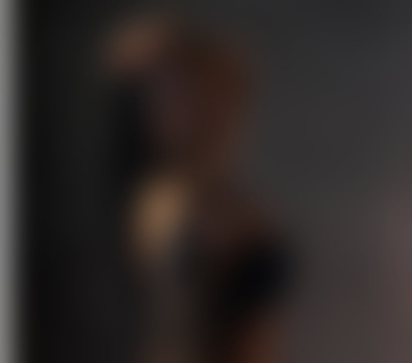 Escorts West Sussex Crawley - Photos for Luxury Escort Bella OUTCALL ONLY