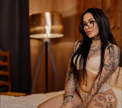 Escorts Ifield Crawley - Photos for Luxury Escort Bella OUTCALL ONLY