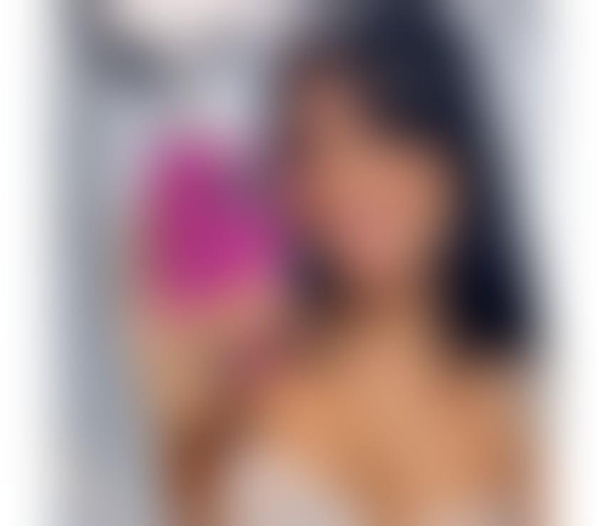 Escorts Westcliff-on-Sea Southend-on-Sea - Photos for Lia🌟 OUTCALL • Brazilian 🔥 REAL Photos 🌟