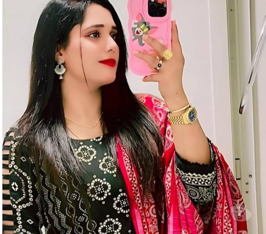 Escorts West Yorkshire Leeds - Photos for Real Hot Girl Meet 24x7