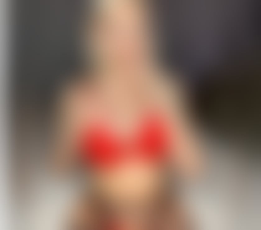 Escorts and Massages Leeds City Centre Leeds - Photos for 🩷HOTTEST BLONDIE🔥💓SWEET GIRL💛BEST PARTY🩷