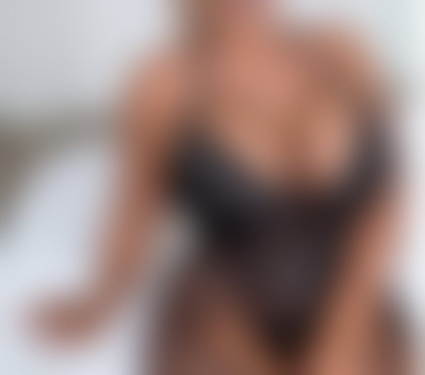  Escorts Brighton City Centre Brighton - Photos for New Sara sexy blonde