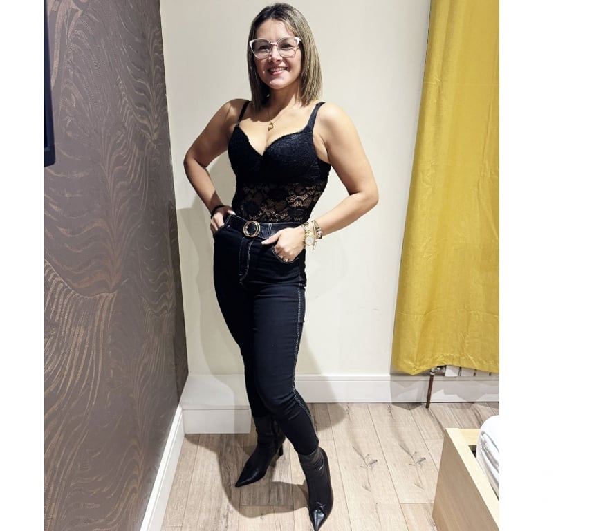 Escorts Buckinghamshire High Wycombe - Buckinghamshire - Photos for Hello 👋 I'm Chyni new in town!