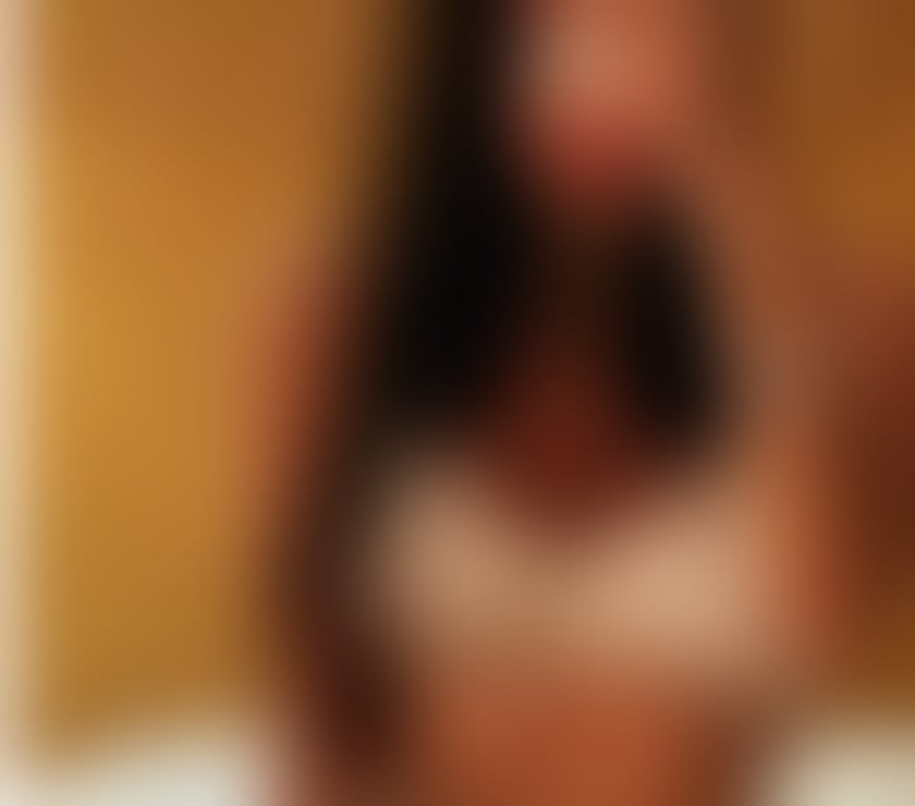 Escorts East London Aldgate East Station - East London - Photos for hot girl xx call me x xxxxx xxx