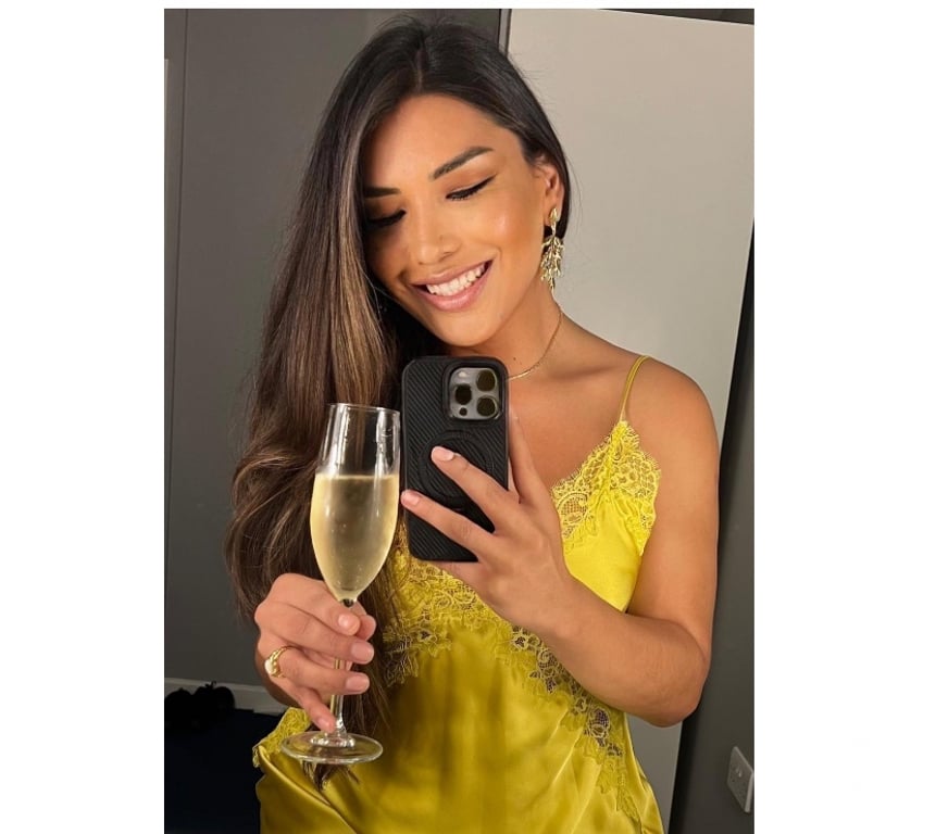 Trans Escorts Bedfordshire Luton - Photos for LUCIA COLOMBIANA PARTY GIRL