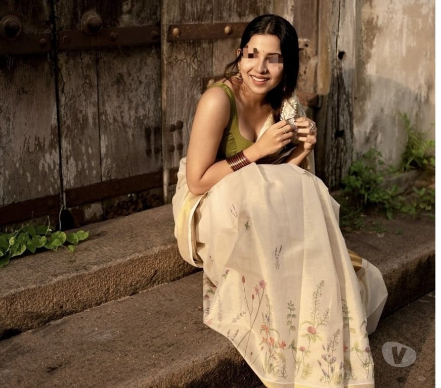 Escorts West Yorkshire Bradford - Photos for VARSHINI INDIAN TO TOWN