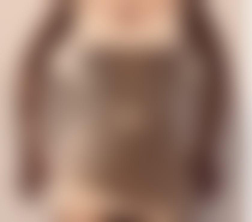 ❤️British Brunette Escort Slim Leggy Stunner Late Nights