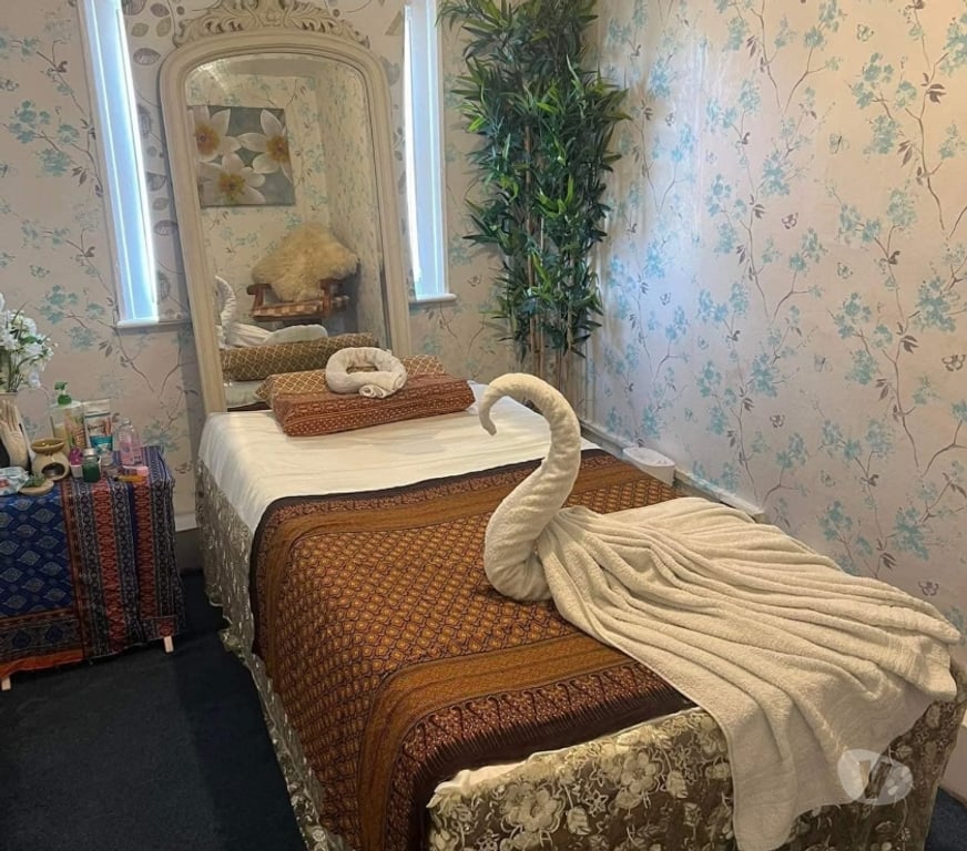 Full body massage Warwickshire Stratford-on-Avon - Photos for Traditional thai massage, relaxing massage.