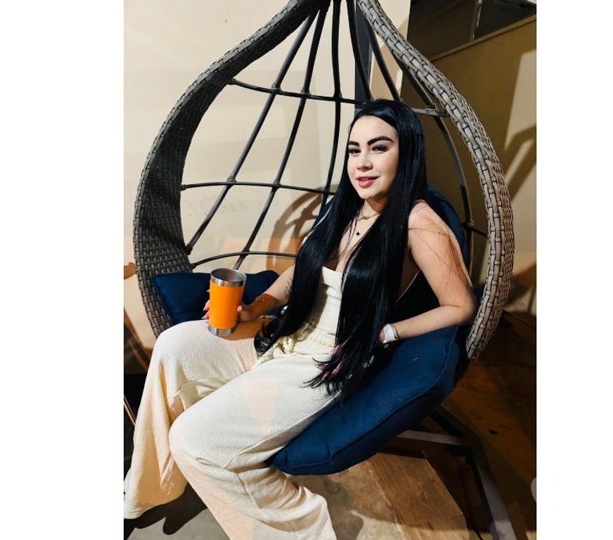 Escorts Derbyshire Derby - Photos for MEL 🍯 I LIKE PARTY 🥳