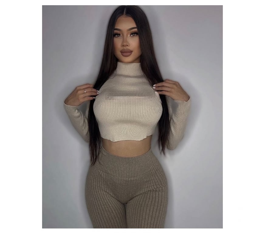 Escorts Hertfordshire Stevenage - Photos for 🌸 New girl • Sweet, stylish & real • Outcall 🌸