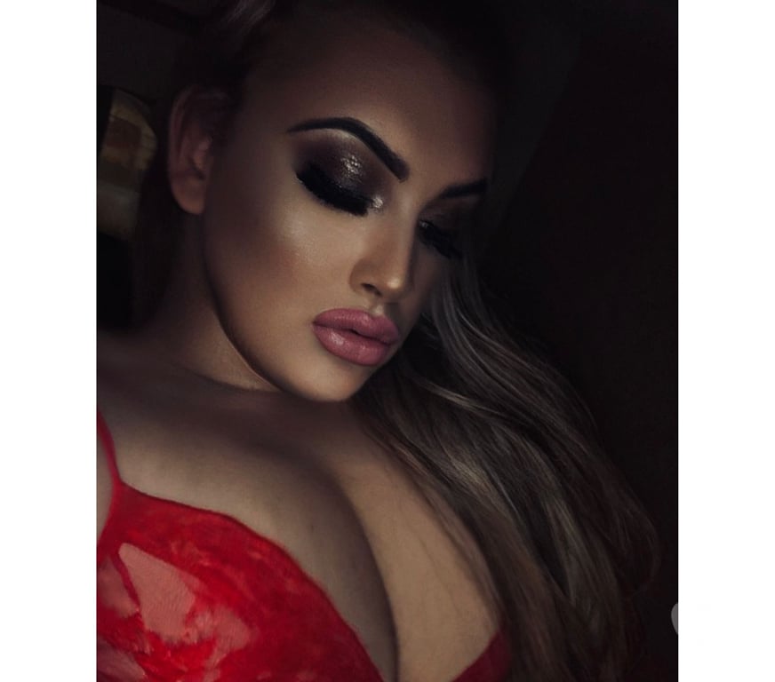 Escorts East London Newham - Photos for TRANS FREAK THICK CHANEL FAT ASS PARTY IN E16 🍑😈