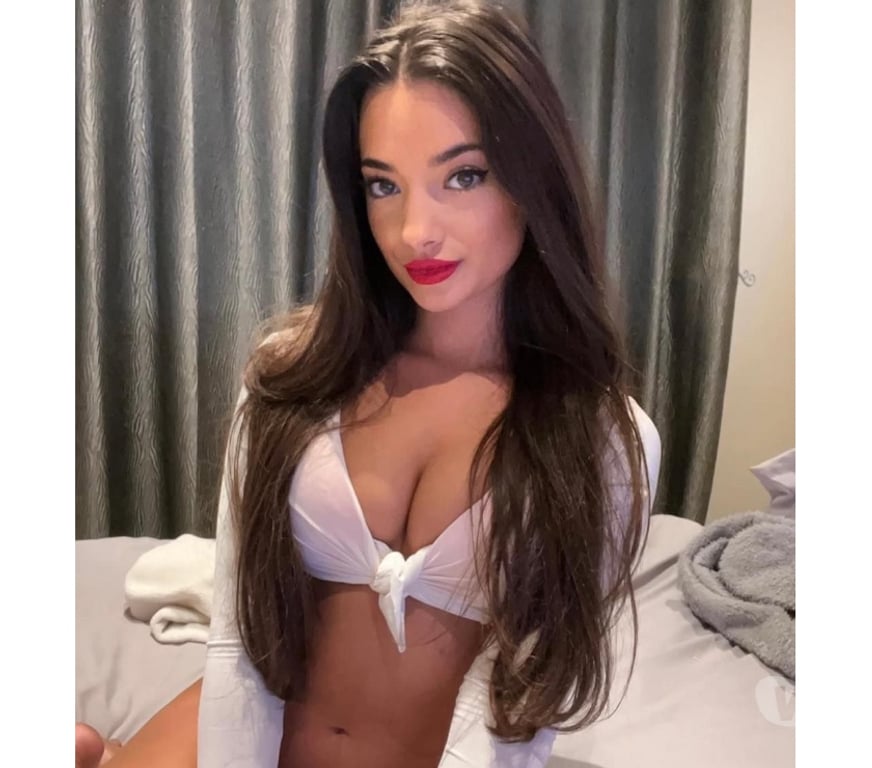 Escorts South West London Tooting - South West London - Photos for DEBY ❤️‍🔥 GIRLFRIEND HORNY ❤️‍🔥