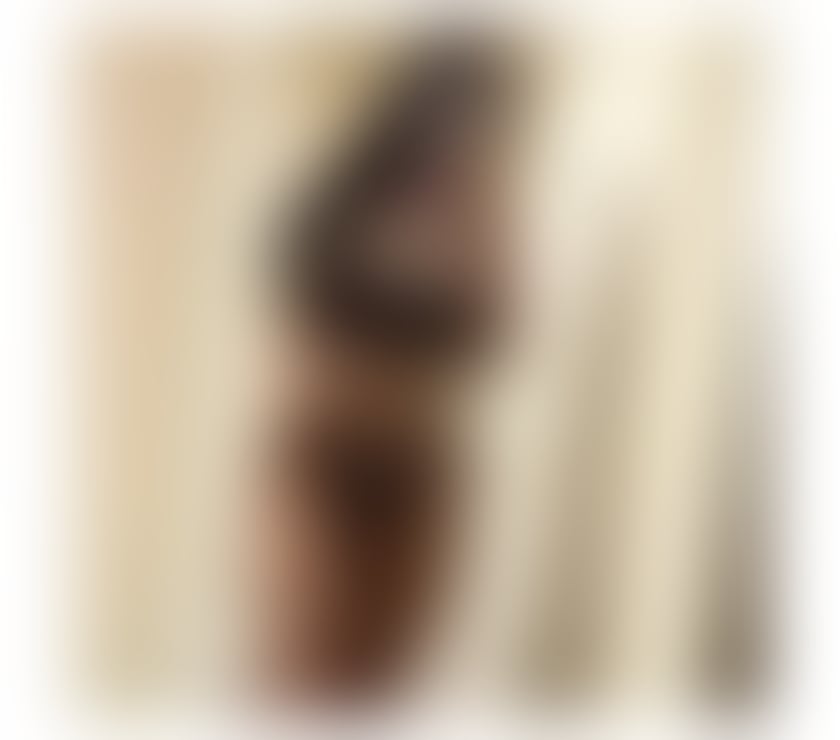 Escorts South West London Tooting Broadway Station - South West London - Photos for new Giulia on Tour !