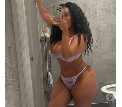 Photos for 😋😋 curvey Cara 😋😋