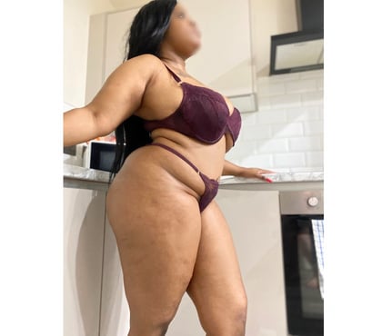 GFE Escorts Birmingham City Centre Birmingham - Photos for 😜😋🥰💎 Curvy ebony babe COCO