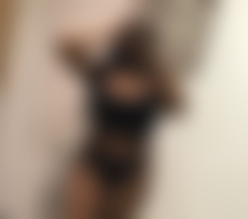 Escorts and Massages London Bridge Station Central London - Photos for High class Ebony in London Bridge