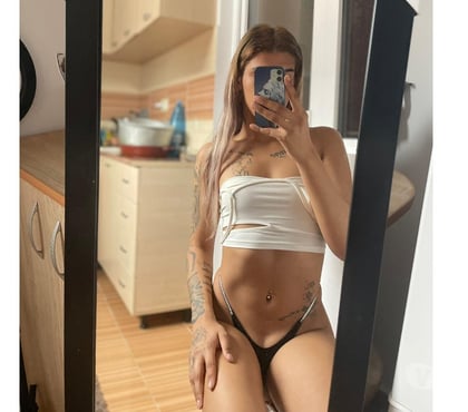 Escorts Cardiff City Centre Cardiff - Photos for Aisha TS new in town ♥️ full service ❤️