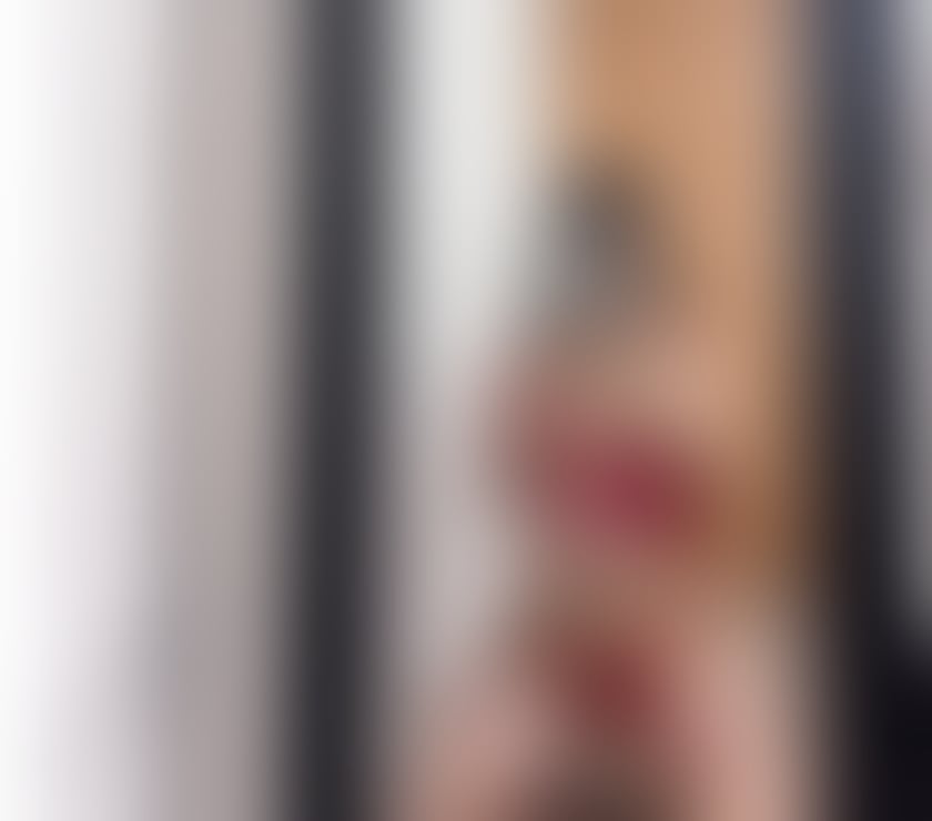 Escorts Surrey Guildford - Photos for Hello gentlemen sexy new waiting you here 👅💋