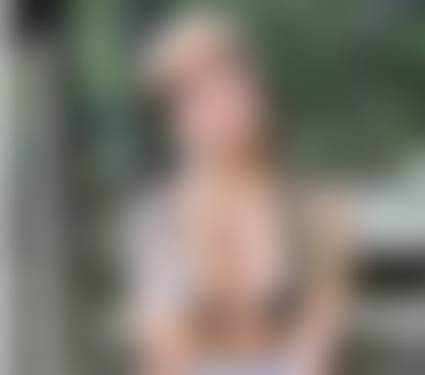 Escorts East London Custom House - East London - Photos for JÚLIA 🇧🇷🫦 BRAZILIAN BABY PARTY 🥂