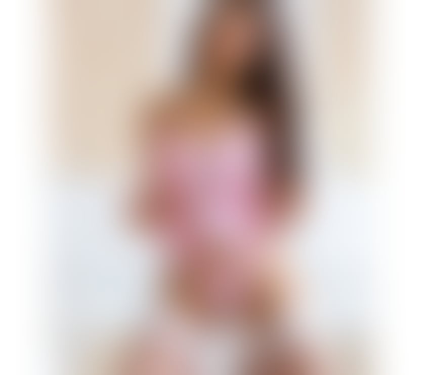 Photos for New in town sexi women