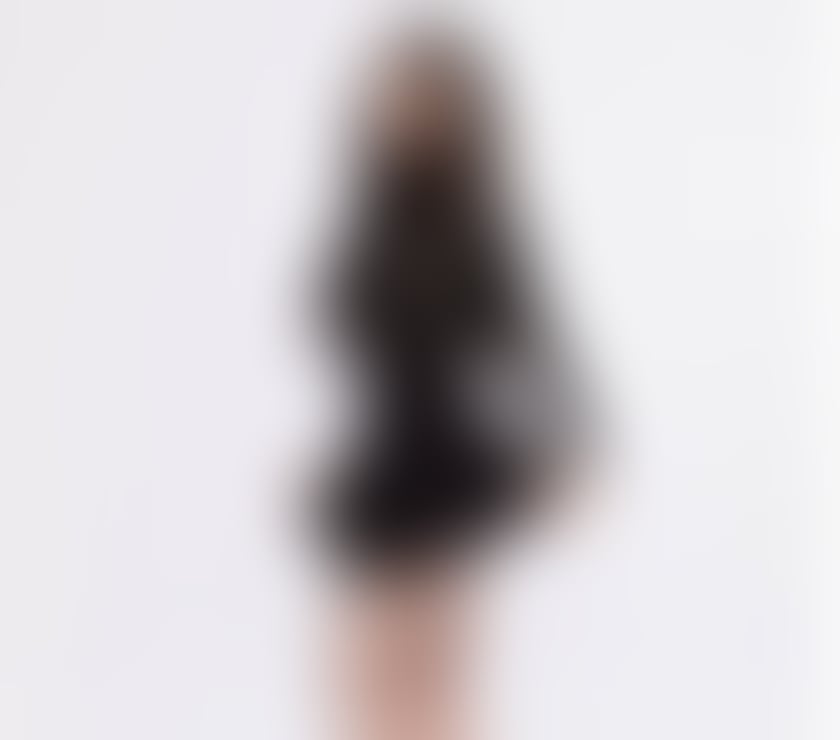 Escorts East London Canary Wharf Station - East London - Photos for Natalia Brunette, High-Class Companion, Party Girl & VIP