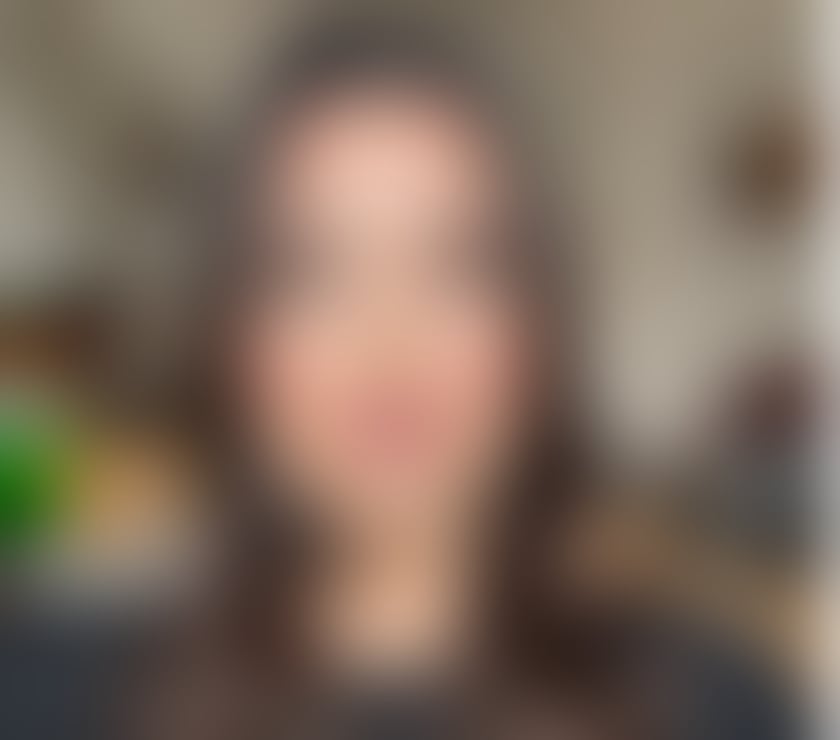 Escorts East London Canary Wharf Station - East London - Photos for Natalia Brunette, High-Class Companion, Party Girl & VIP