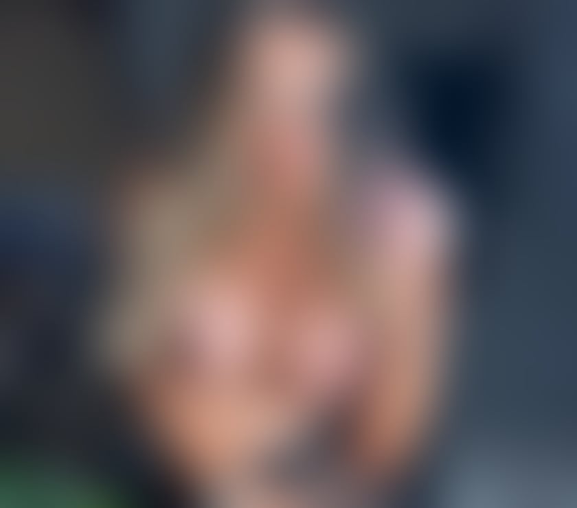 Escorts Hertfordshire Welwyn Hatfield - Photos for Mia 🥵HOT&SEXY😈 PARTY GIRL🥂 JUST OUTCALL☎️