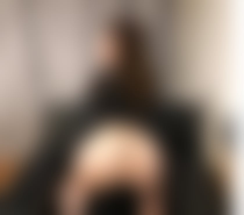 Escorts South West London Battersea - South West London - Photos for Elegance at your command with laughter followed by a great g