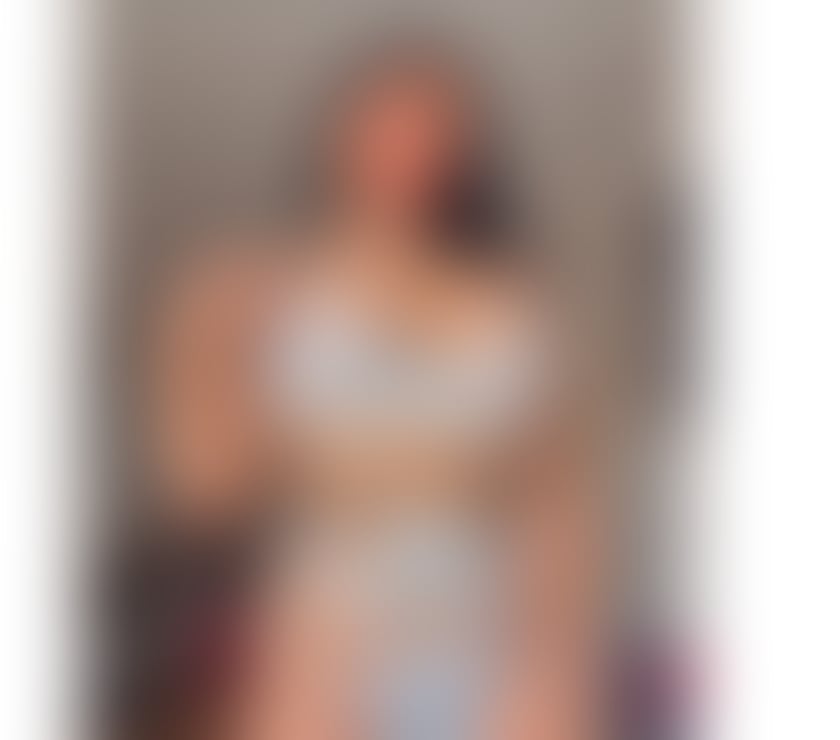 Brazilian natural brunette 🇧🇷🍓