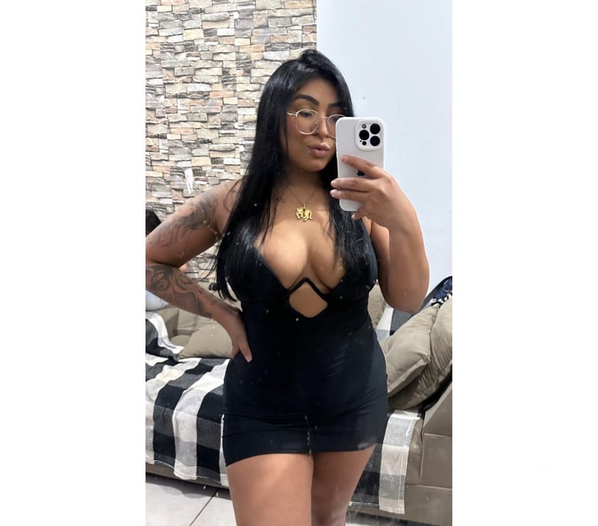 Escorts South West London Imperial Wharf Station - South West London - Photos for Curvy Latina 🔥party girl