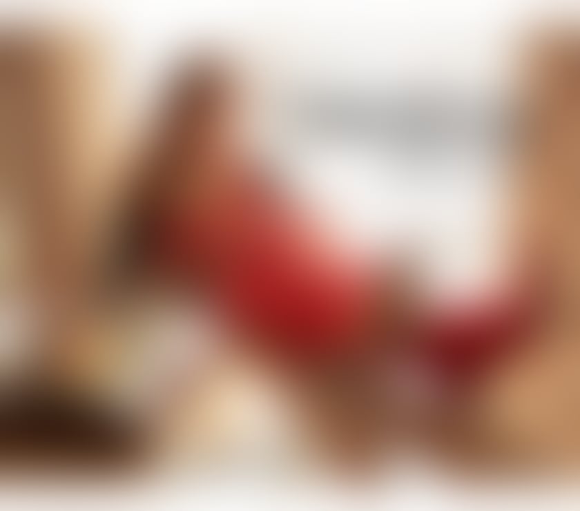 100% CAROLINNE - THE PERFECT TOUCH *MASSAGE THERAPIST EDI