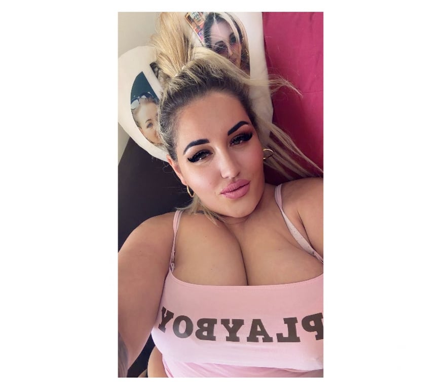 Escorts Slough Slough Town Centre - Slough - Photos for KIMBERLY BIG BUMM BIG BOOBS 😈SUPER FRIENDLY SERVICE 💯