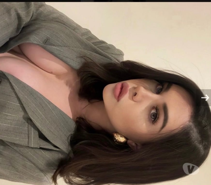 Escorts East London Canary Wharf - DLR Station - East London - Photos for Party girl just outcall xxx