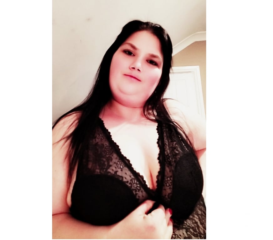 Escorts Worcestershire Redditch - Photos for Karen 🥂 full service Party girl. No rush service ❤️