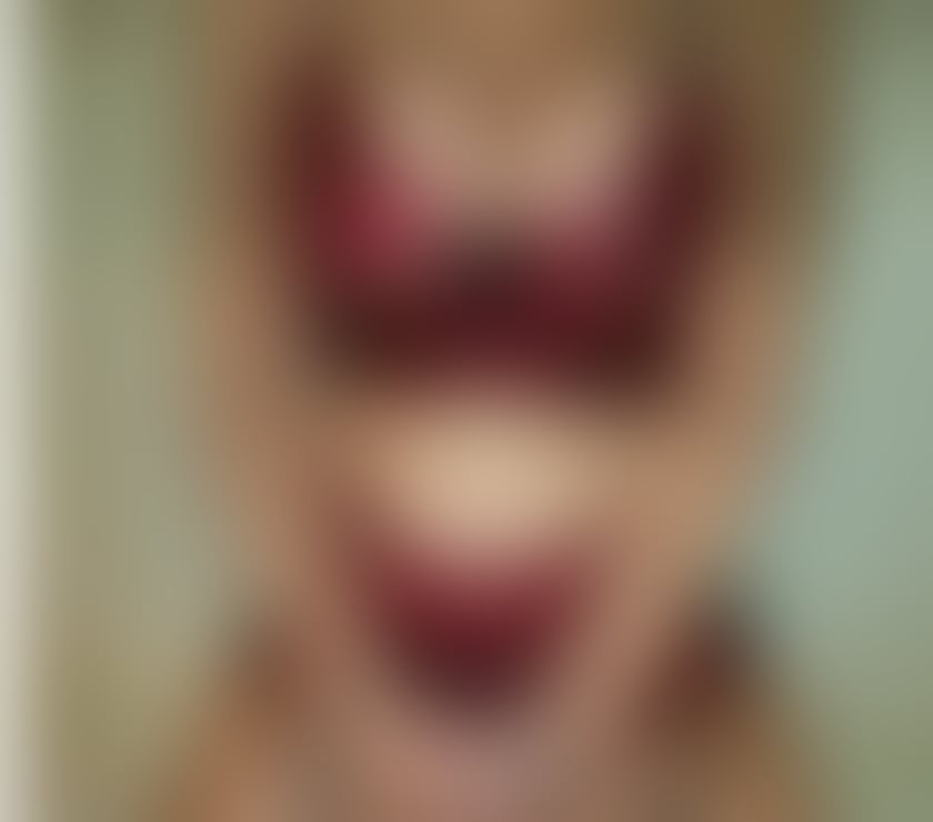 Escorts Derbyshire Chesterfield - Photos for BUSTY MILF INDEPENDENT LADY