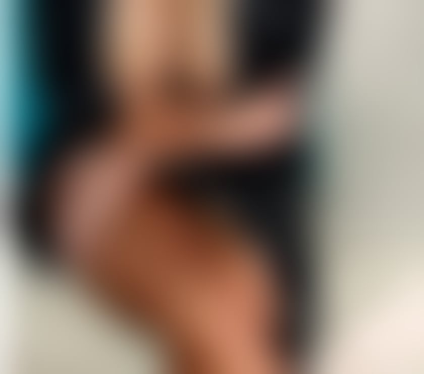 BUSTY MILF INDEPENDENT LADY