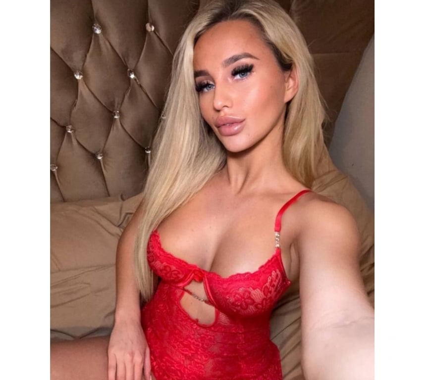 Escorts Hertfordshire Watford - Photos for 🔞New outcall party girl😍 verify by videocall