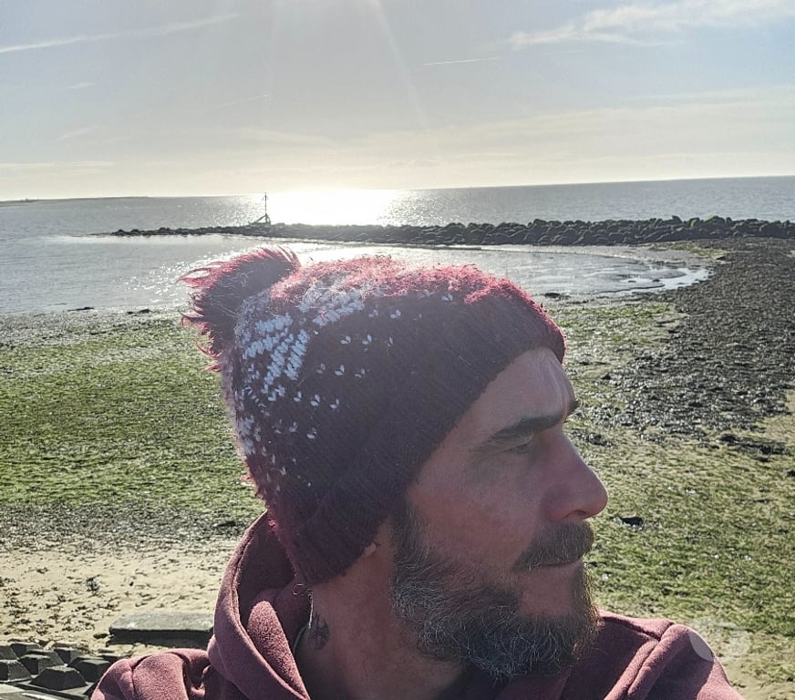 adult personals Buckinghamshire Milton Keynes - Photos for Dating locally, drinks amd laughs