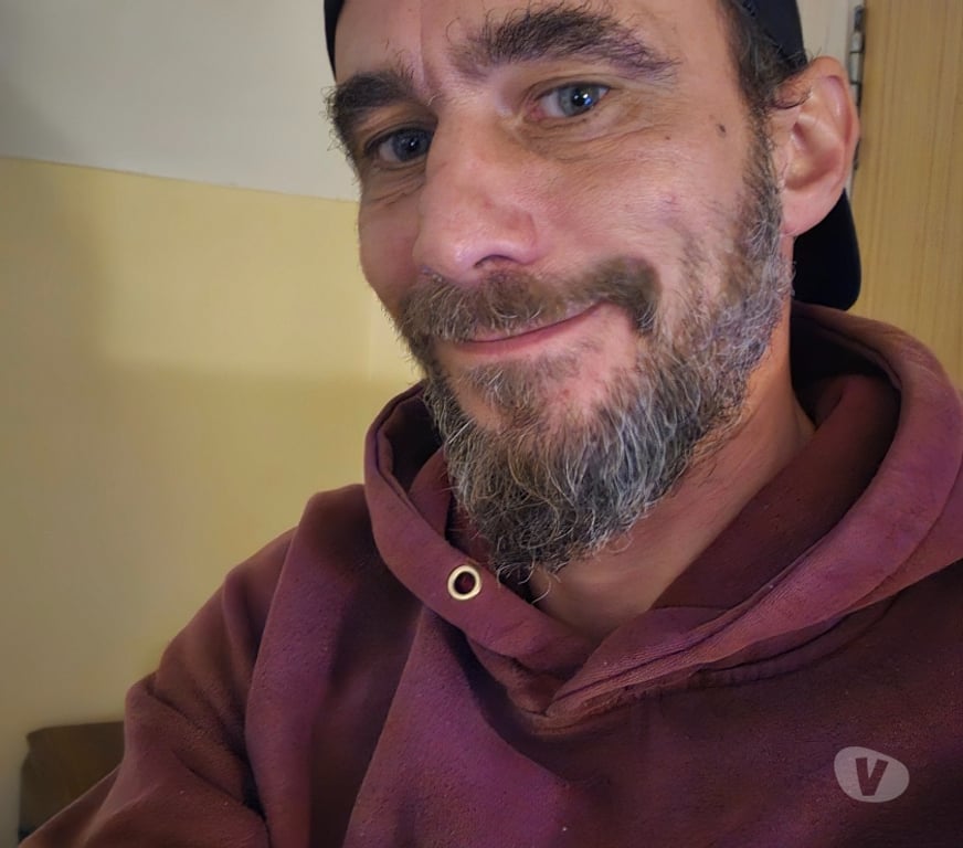 adult personals Buckinghamshire Milton Keynes - Photos for Dating locally, drinks amd laughs