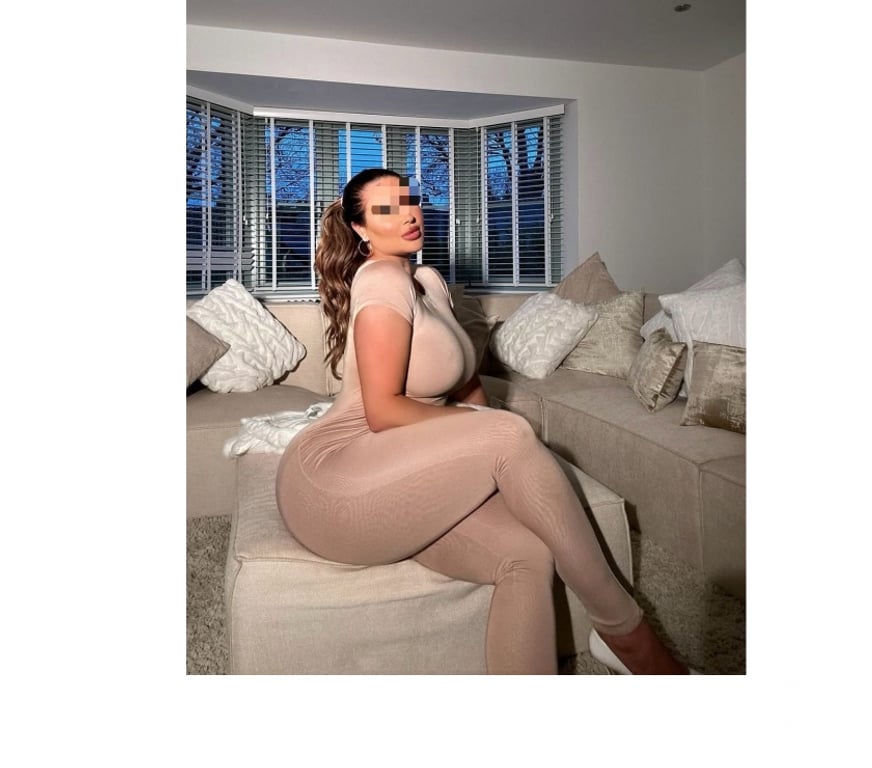 Escorts East London Gants Hill - East London - Photos for Sexy bombshell ❤️New In Town❤️