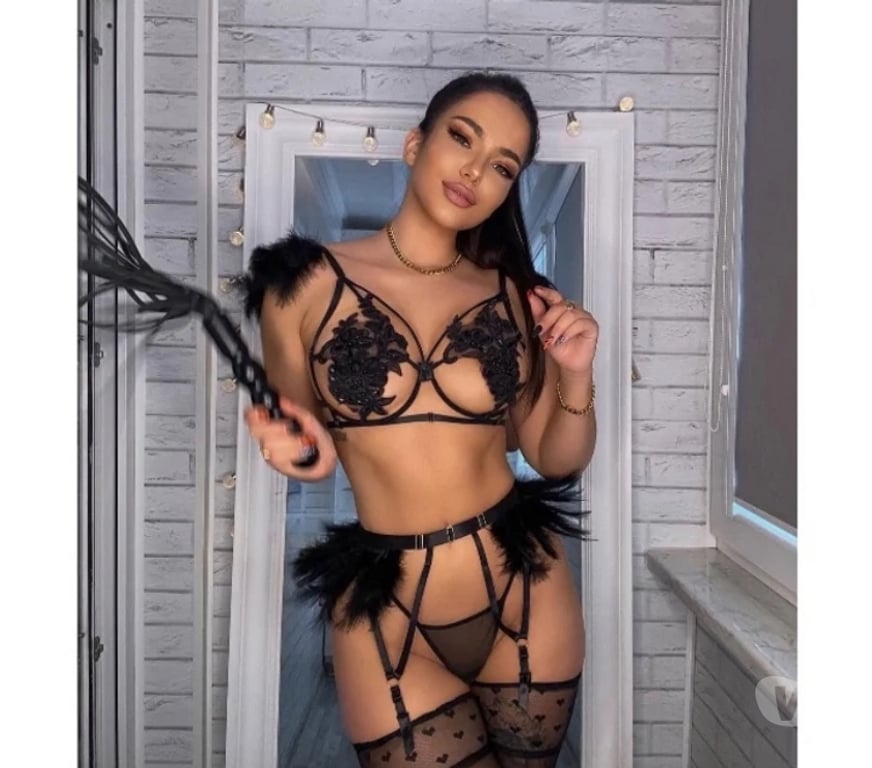 Escorts South Yorkshire Doncaster - Photos for GIRL HOTT❤️‍🔥❤️‍🔥PARTY GIRL 💯TOP ESCORT