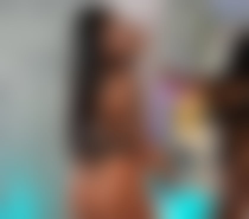 Escorts High Wycombe Buckinghamshire - Photos for EMMA 🍑 Party girl 🥂 WET and HORNY 💦