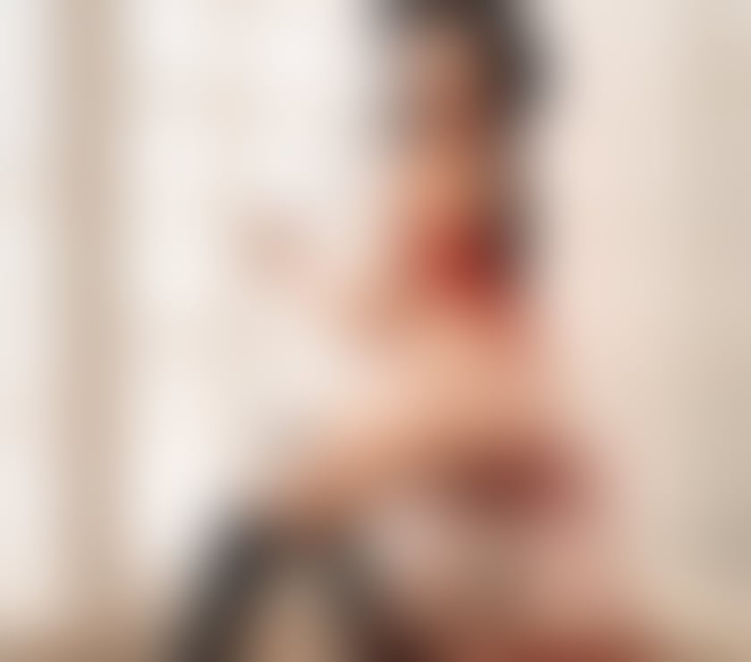 Escorts and Massages Pitsea Basildon - Photos for Now in town Clara