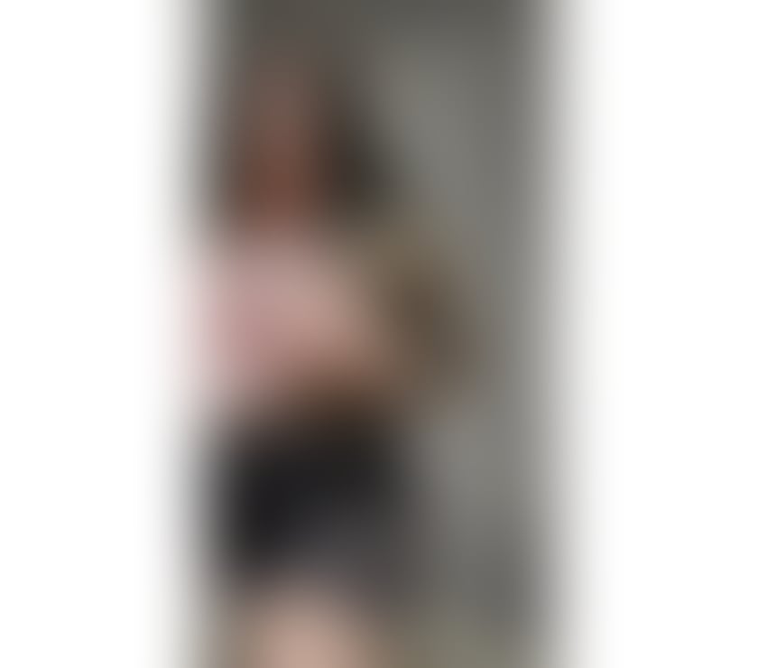 Men Seeking Women Gloucestershire Cotswold - Photos for Hi, I'm Mary New in town!!🖤